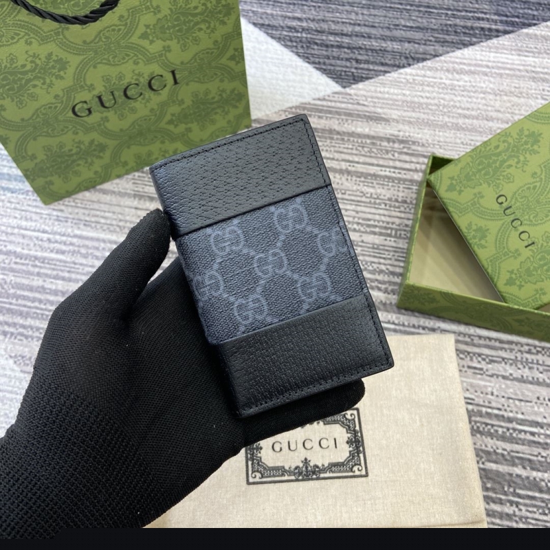 G*u*i wallets & purse